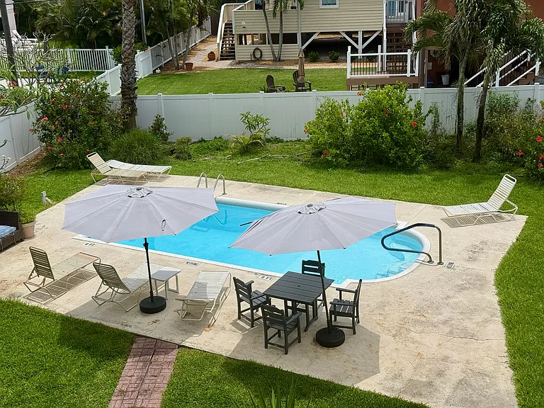 1005 Gulf Blvd #8 — Photo 36
