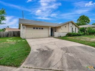 247 Goldenrod Ave, Victoria, TX 77904
