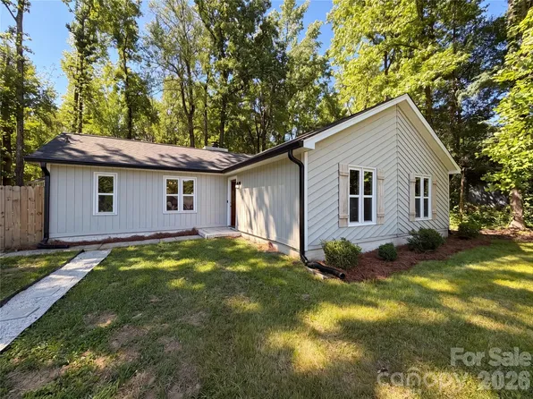 4554 Strangford Ave, Charlotte, NC 28215