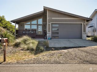 1217 E Ocean Shores Blvd SW, Ocean Shores, WA 98569