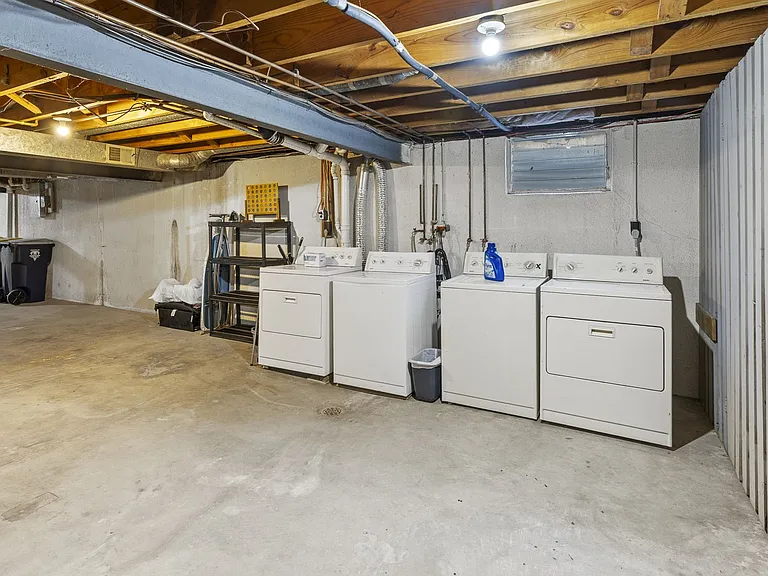 Wyoming St — Photo 23