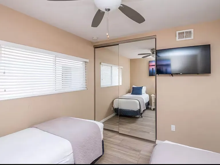 730-32 Asbury Ct #1 — Photo 16