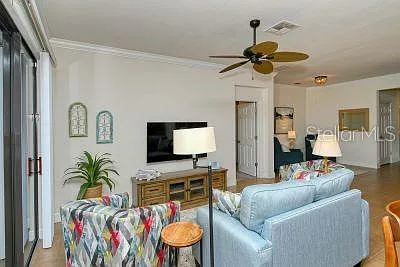 2 bed, 2.0 bath, 1703 sqft, $2,800 — Photo 3