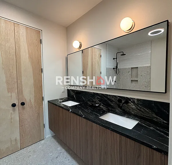 38 Angelus St — Photo 16