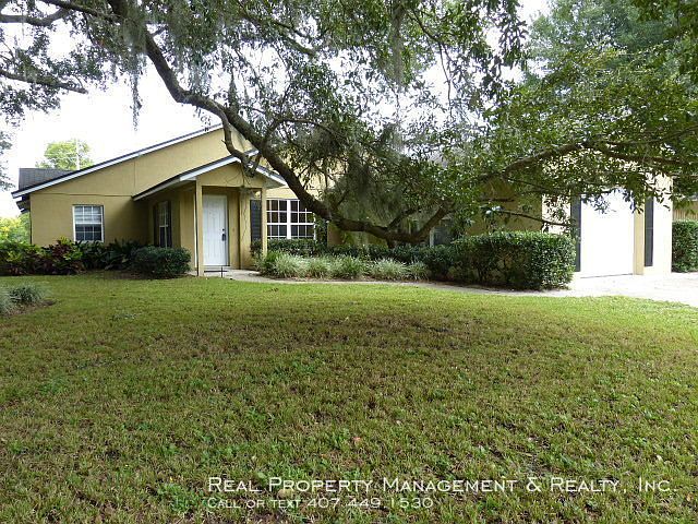 1st image of 937 Pecan St
