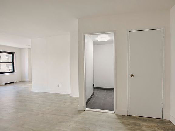 5th image of 120 E 34th St APT 8K