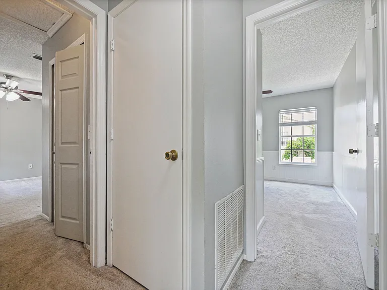 750 Olympic Cir — Photo 9