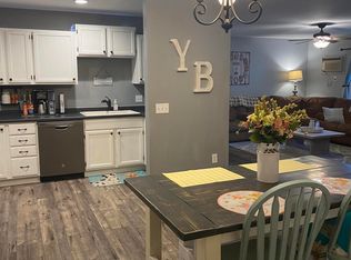 118 3rd St UNIT B, Allenton, WI 53002