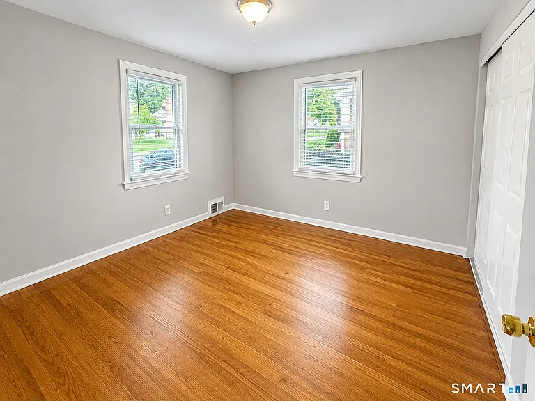 28 Lewis Ln — Photo 12