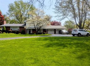 942 Shenango Rd, Beaver Falls, PA 15010