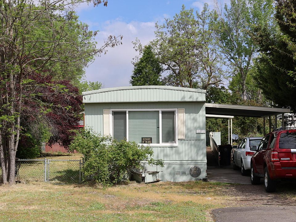 2nd image of 2695 Avenue A