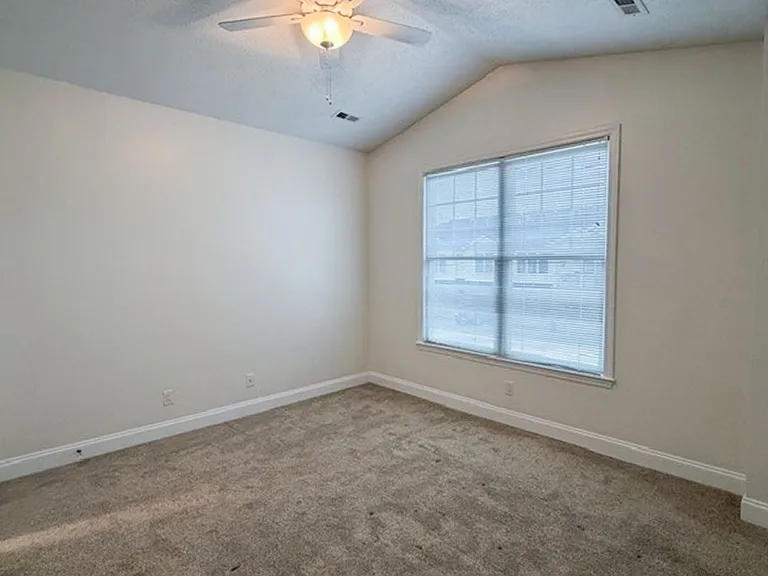 1000 Adams Pointe Blvd — Photo 8