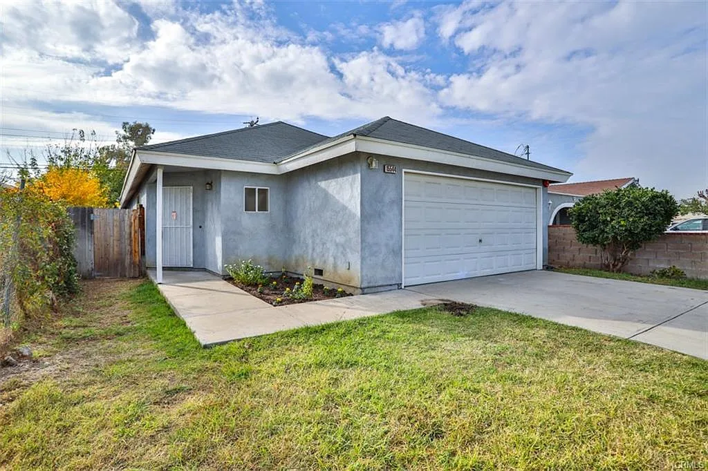 3 bed, 1725 sqft, $800 — Photo 1