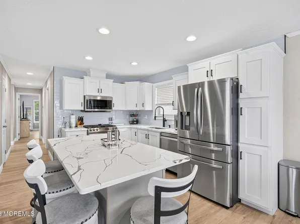 2 Justin Court, Hazlet, NJ 07730