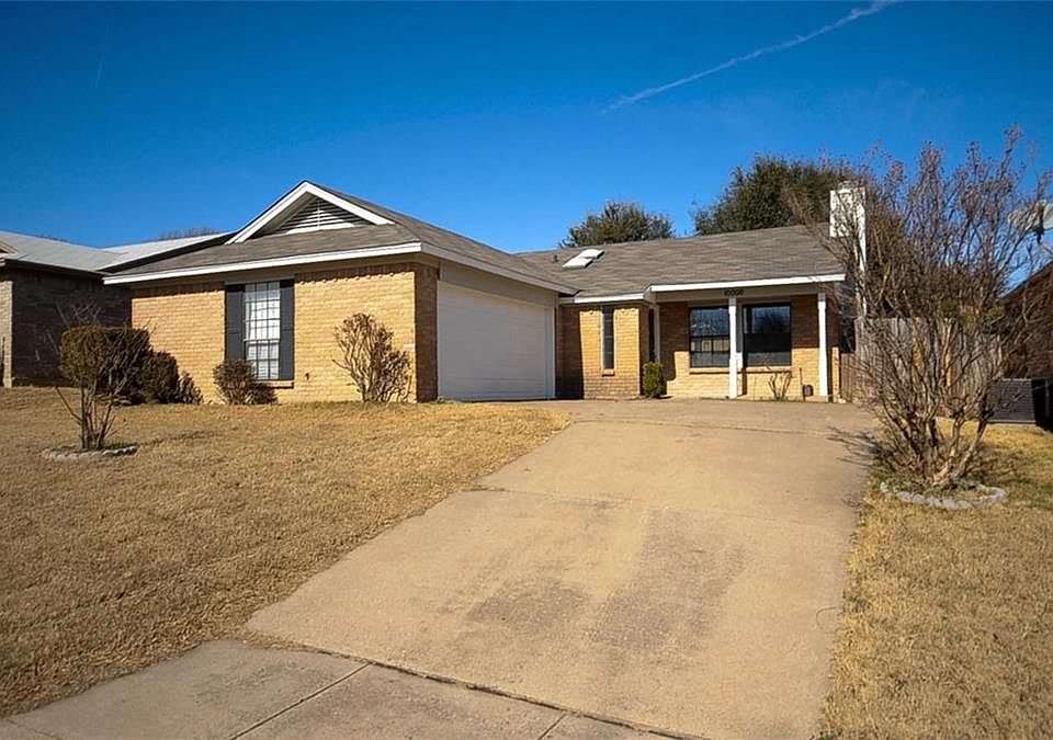 1st image of 10008 N Suttonwood Dr