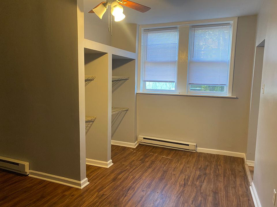 2nd image of 176 W Manheim St #1R