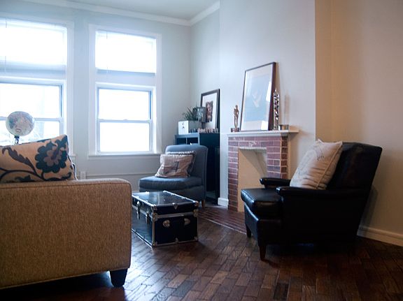 2nd image of 2503 W Chicago Ave #1R