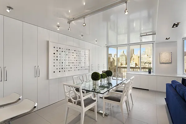 Sold by Compass | media 14