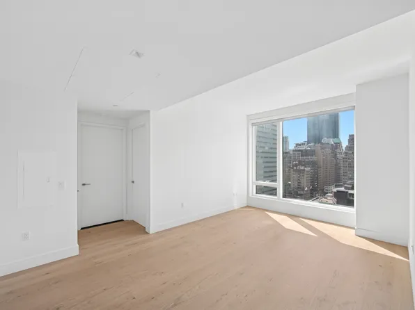 312 West 43rd Street image 5 of 35