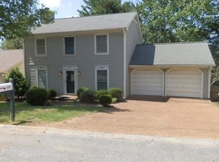 5057 English Village Dr, Nashville, TN 37211
