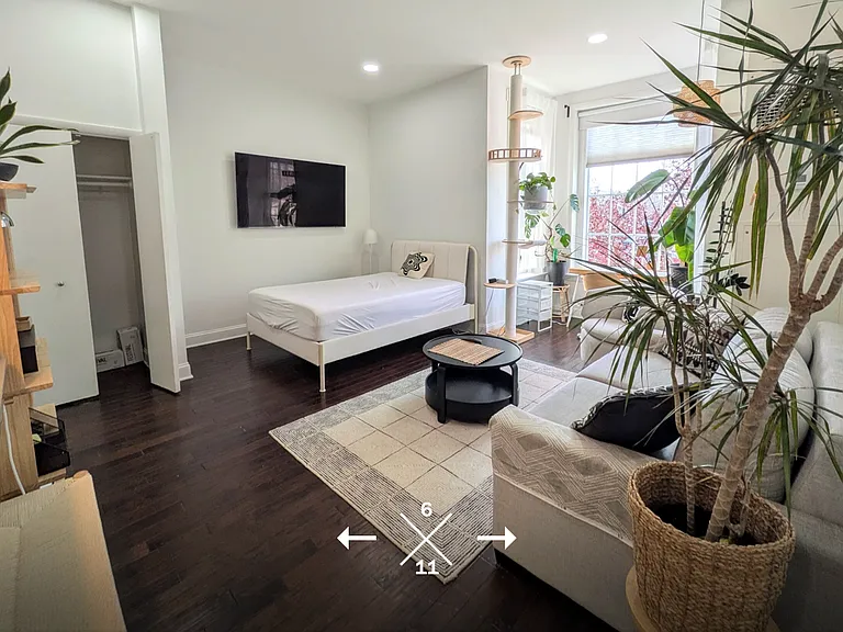 333 2nd St NE #201 — Photo 3