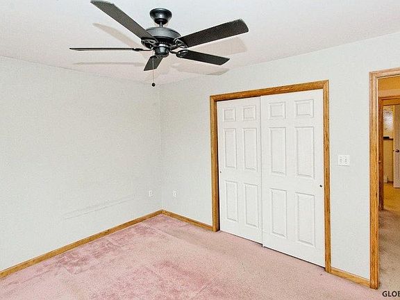 4th image of 25 Hudson Ave