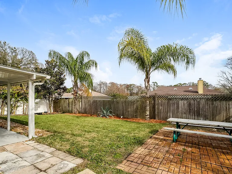 116 River Cove Cir — Photo 18