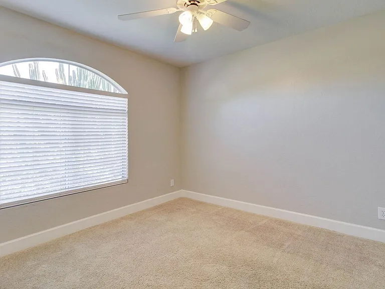 2049 E San Tan Ct — Photo 40
