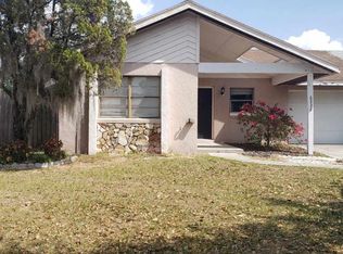 6332 Highland Gardens Ct, Lakeland, FL 33813