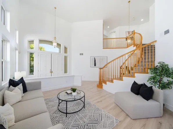 7668 Buckeye Ct, Dublin, CA 94568