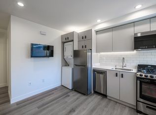 1124 W Adams Blvd #18, Los Angeles, CA 90007