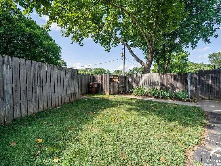 3222 Rainier Dr — Photo 6