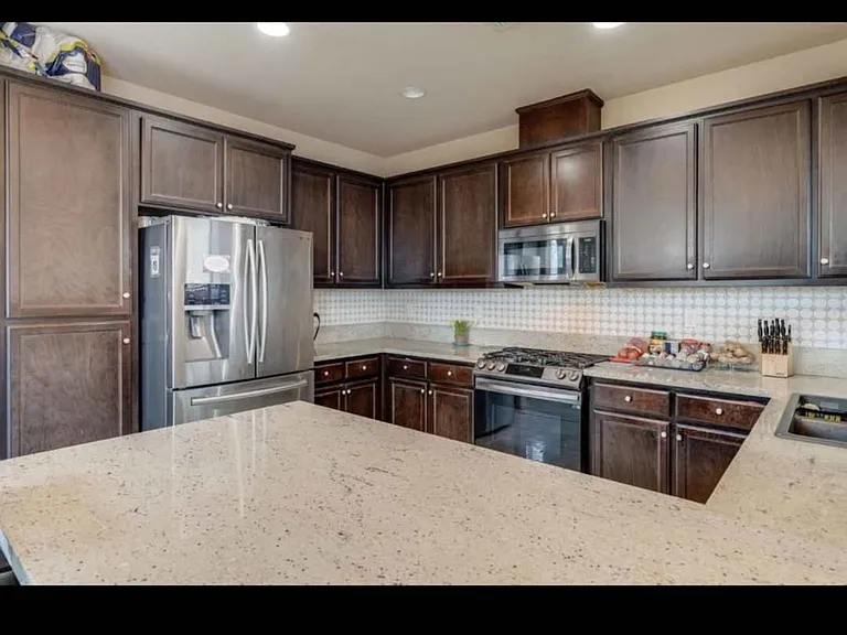 2471 Ben Ali Way — Photo 6