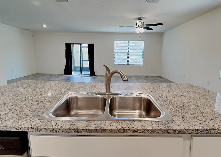 3641 Peony Ct SE — Photo 6