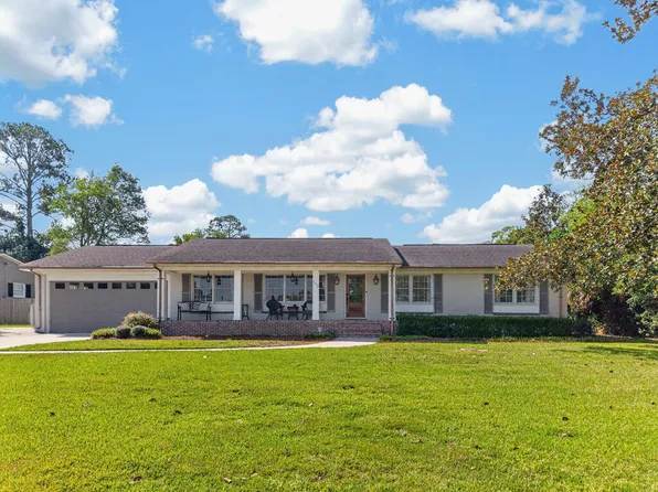 113 Fairway Dr, Valdosta, GA 31605
