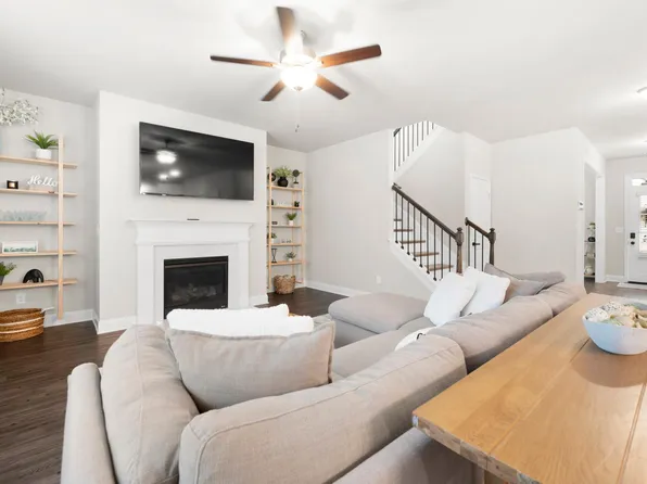 3567 Bryant Meadow Cir, Buford, GA 30519