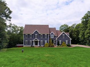 33 Garrett Rd, Canton, CT 06019