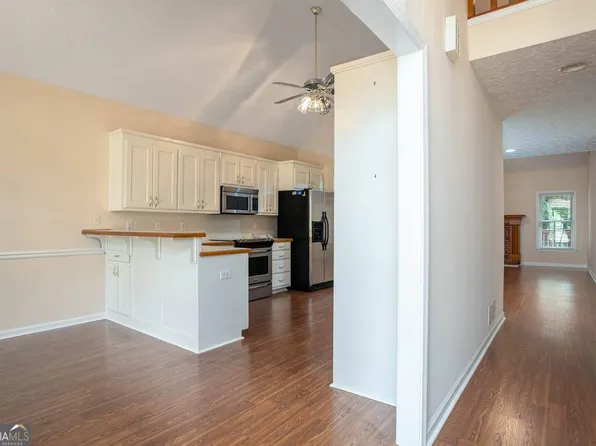 3136 Elizabeth Ln, Snellville, GA 30078