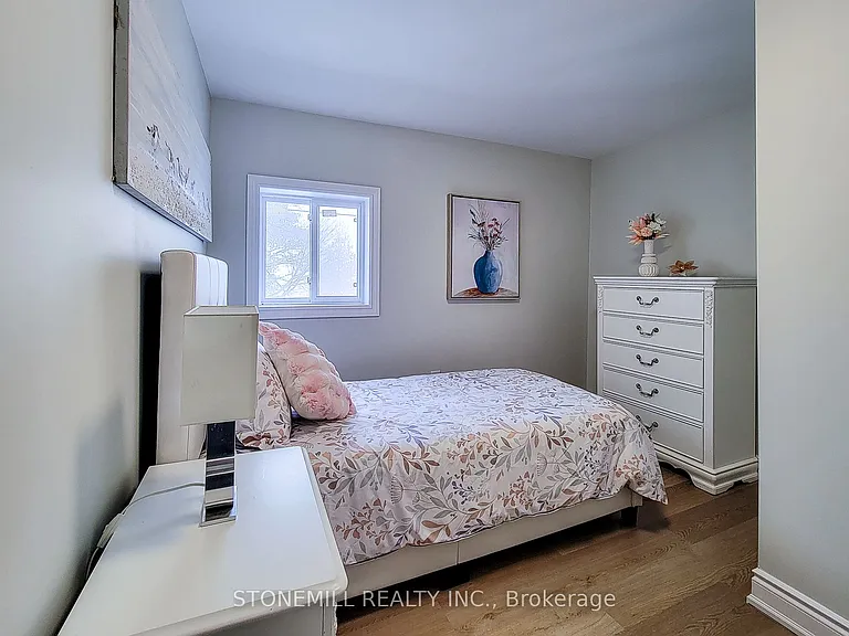 727 College Ave — Photo 12