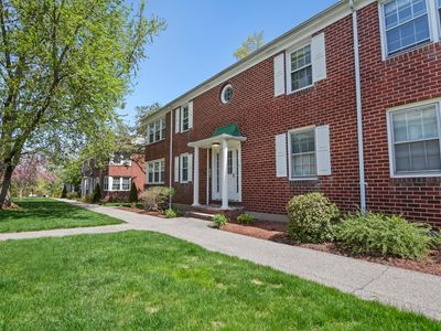 3 Parkview Ln APT D, Haverhill, MA, 01835