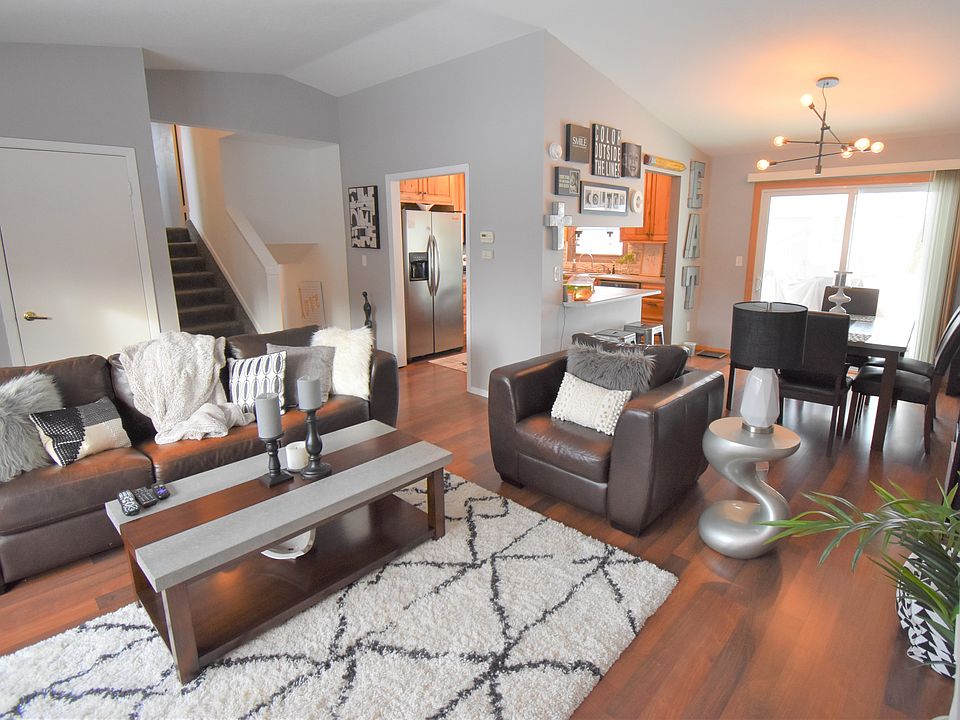 1st image of 4304 Spruce Hills Dr