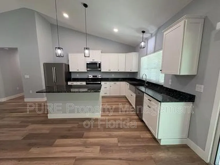 6001 SE 4th Pl — Photo 21
