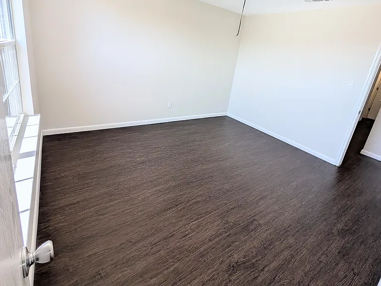 222 Phillips St — Photo 61