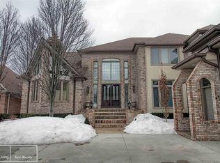 3609 River Rd, East China, MI 48054