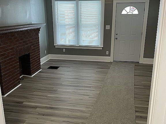 3rd image of 777 Seymour Ave Unit 9