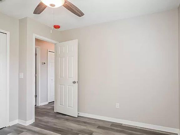 3rd image of 8420 Rockridge Ct #1