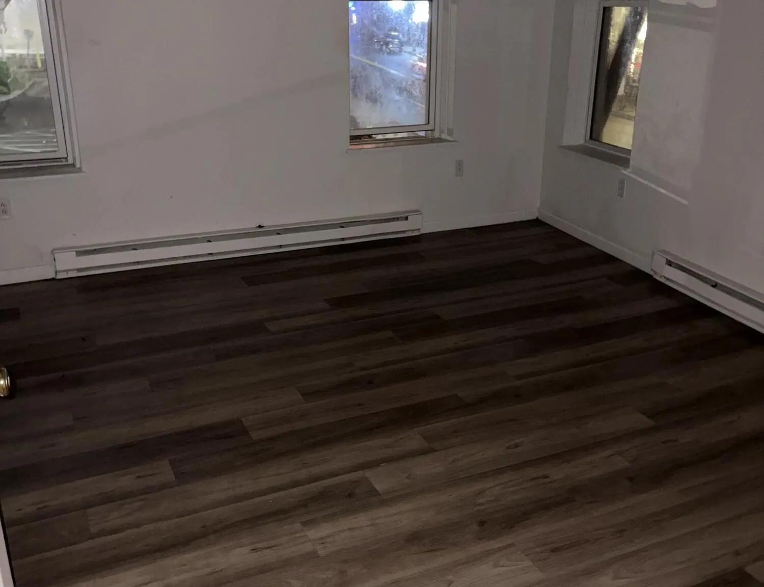 3 bed, 1.0 bath, 900 sqft, $1,200 — Photo 4