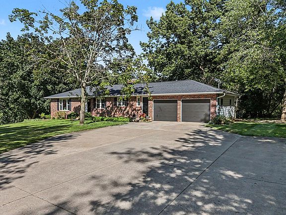 4th image of 2080 Dunnigan Ave NE