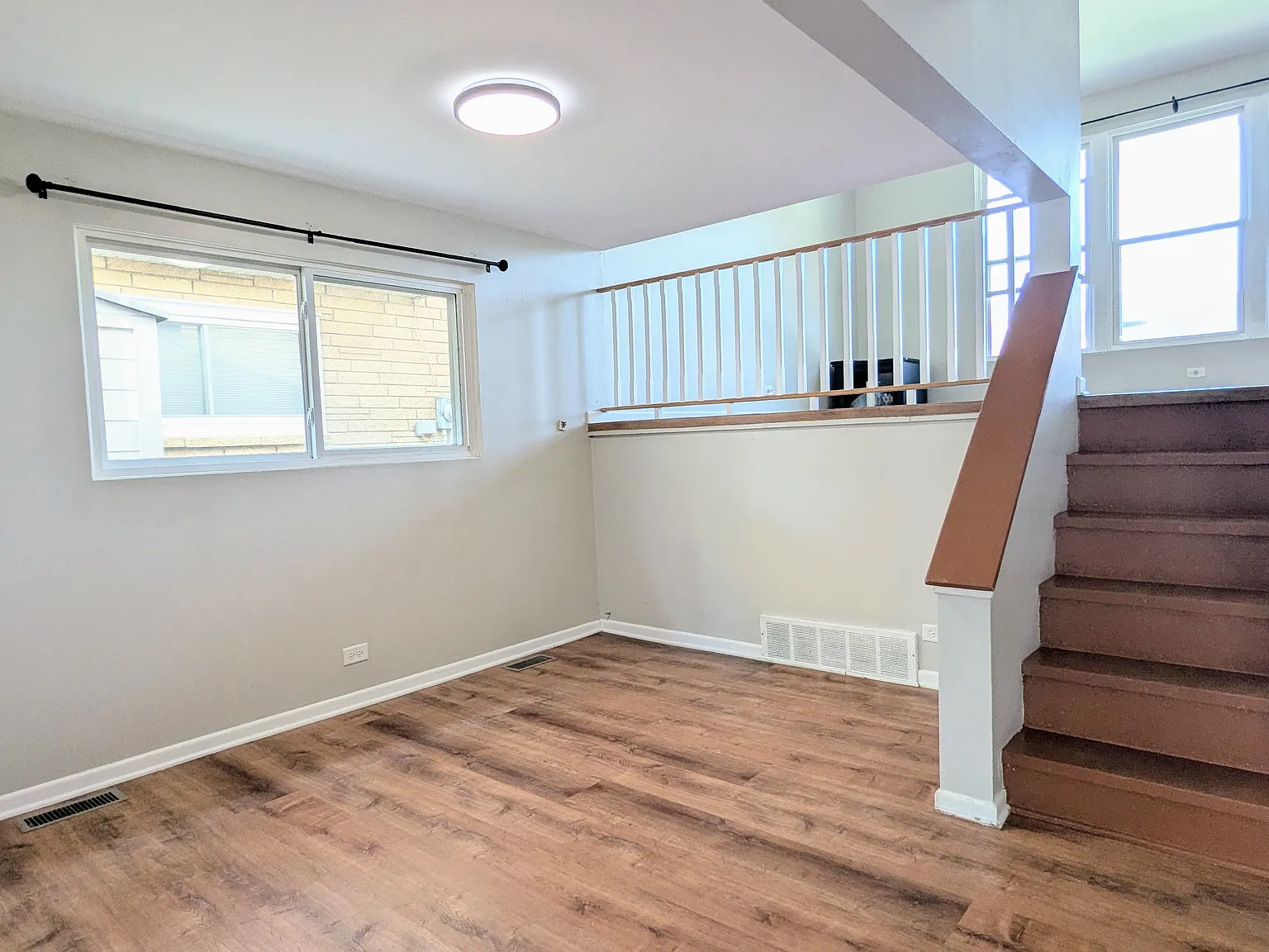 3 bed, 1.5 bath, 1550 sqft, $2,500 — Photo 4