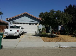 10645 Hyacinth Cir, Armona, CA 93202